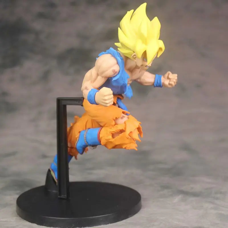 Figura de Goku Saiyan del 50.º aniversario de Dragon Ball