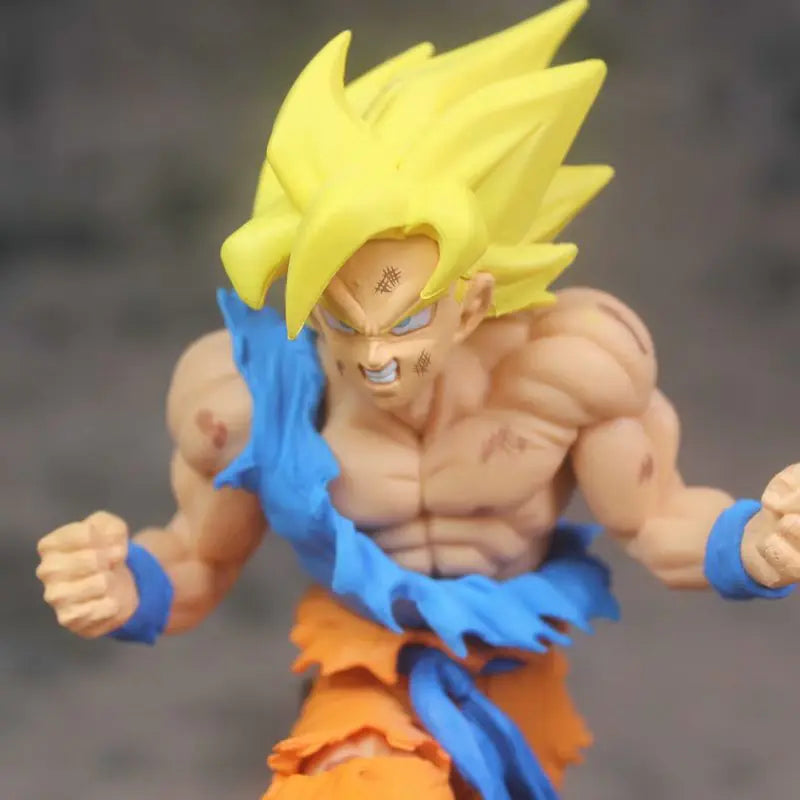 Figura de Goku Saiyan del 50.º aniversario de Dragon Ball