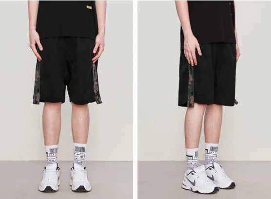 Pantalones cortos de camuflaje con rayas laterales y cintura elástica